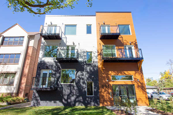 881 Grosvenor Apartments property